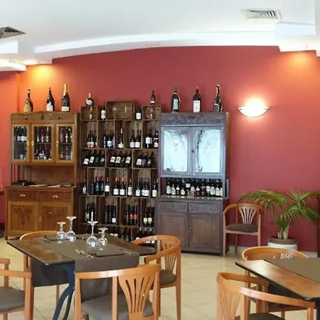 Scrivano Hotel 3*