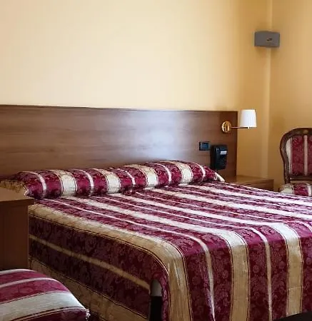Hotel Scrivano 3*