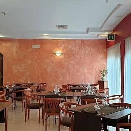 Hotel Scrivano 3*