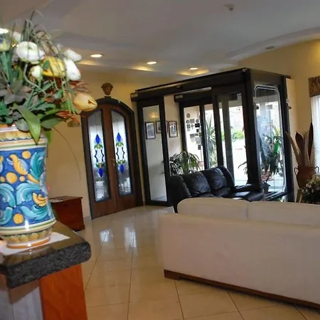 Scrivano 3* 兰达佐